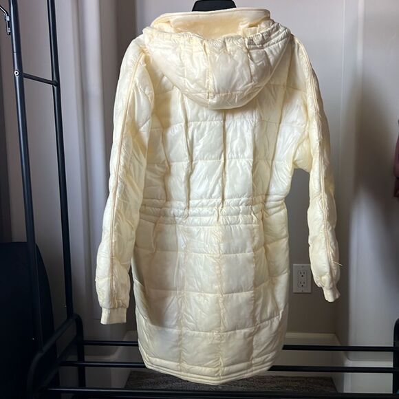 Free People Patricia Packable Poncho Puffer Jacket Coat Parka Ivory XS - Picture 6 of 7